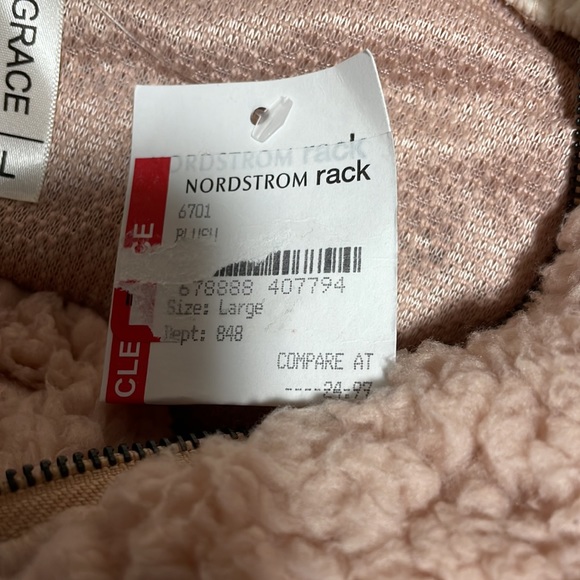 Cozy pullover, NWT, L - Picture 4 of 4